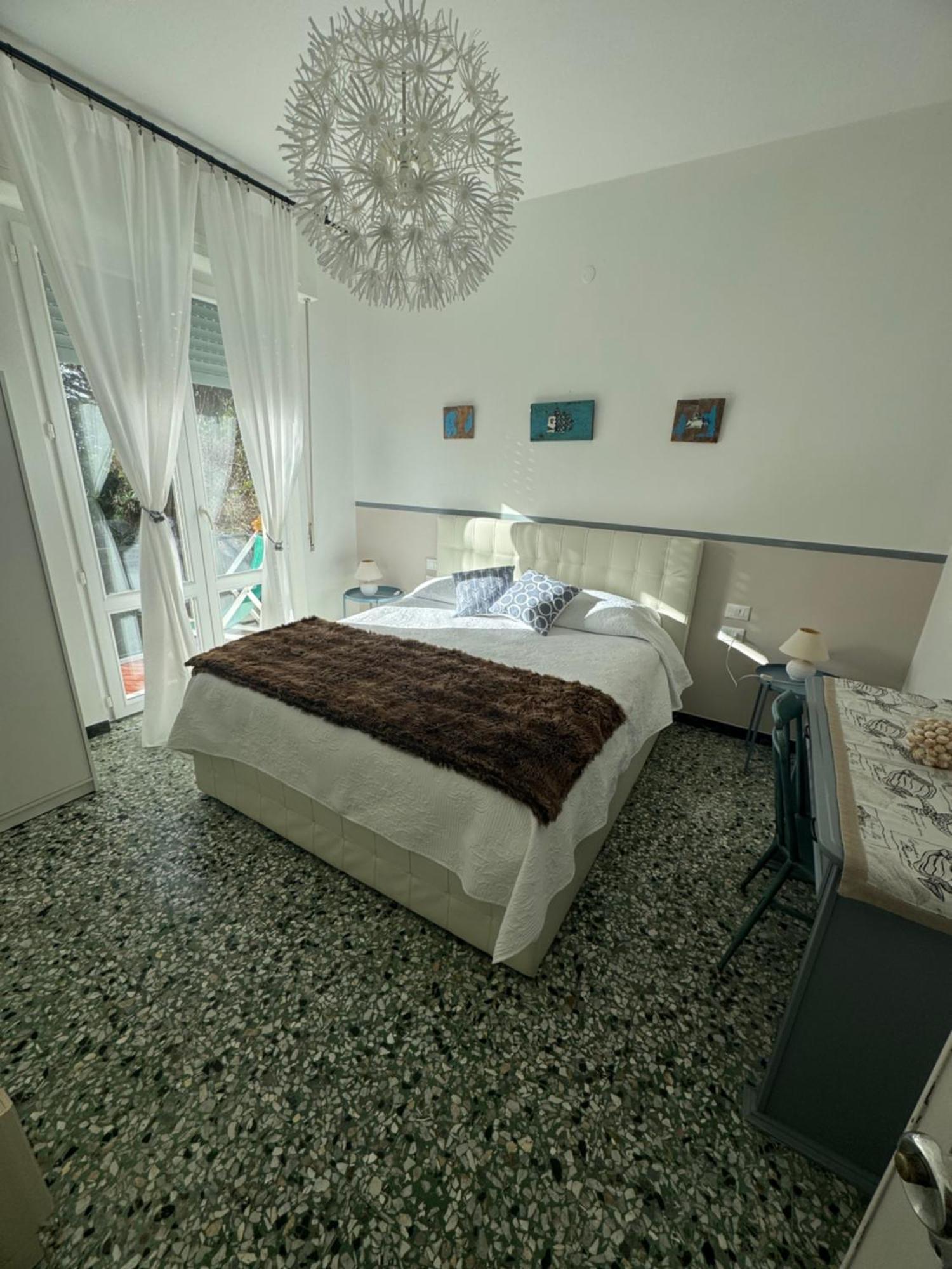 2-Bedroom Sunny Sea View With Balcony, La Casa Di Christine Monterosso al Mare Exterior foto
